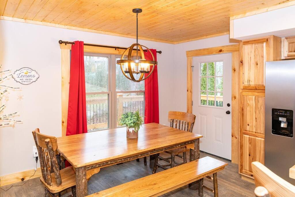 The Snow Owl Cabin マギー・バレー エクステリア 写真