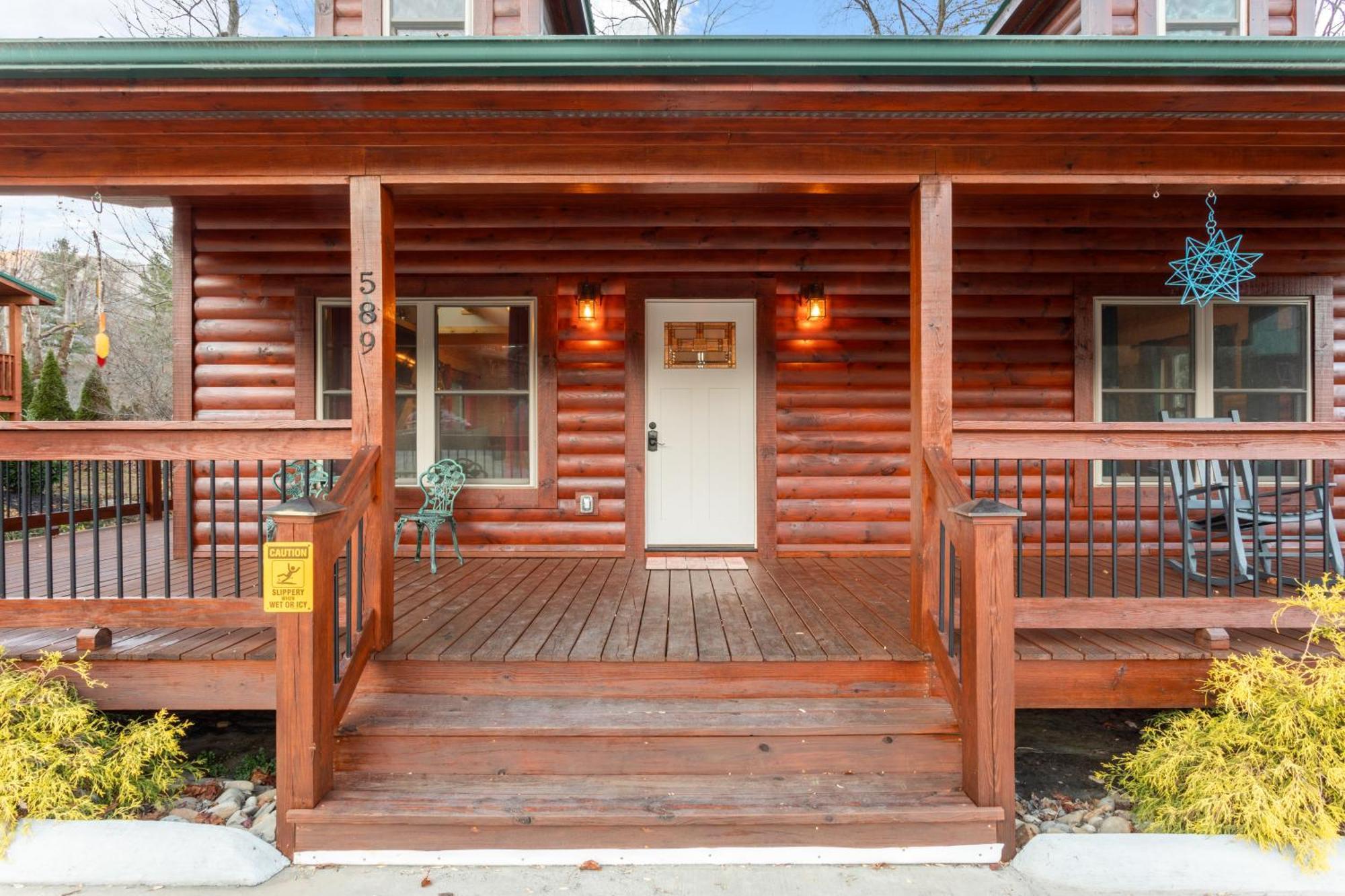 The Snow Owl Cabin マギー・バレー エクステリア 写真